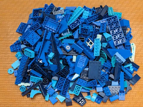 600pcs LEGO Blue Shades Bulk Lot Random Bricks Plates Parts Genuine Cleaned