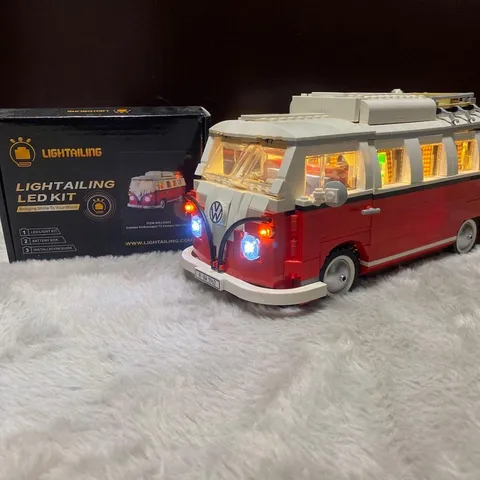 LEGO VOLKSWAGEN T1 CAMPER VAN 10220