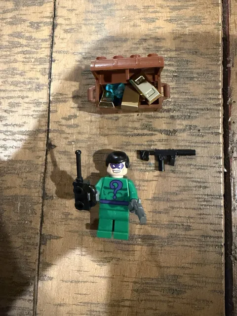 LEGO Batman 2006 The Riddler BAT023 Arkham Asylum 7785 Minifigure + Accessories