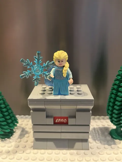 Lego Minifigure 71024 Collectible Disney Series 2 Frozen Elsa - Nice