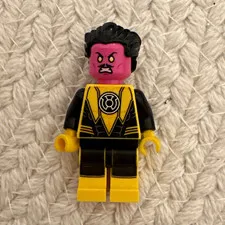 LEGO Minifigure Yellow Lantern Corps, Black & Yellow Outfit, Pink Head, Hair