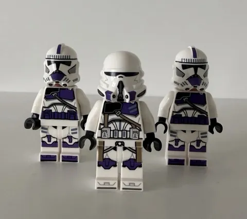 LEGO Star Wars 187th Legion Clone Trooper Lot Commander Purple Clones