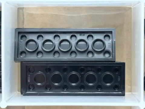 LEGO Parts - Black Plate 2 x 6 - No 3795 - QTY 5