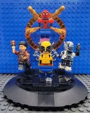 LEGO® NEW Wolverine Spider-Man Echo Goliath Minifigures w/Display Stand & Portal