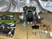 LEGO Minecraft: The End Portal (21124) - Missing Two Pieces W/ Instructions