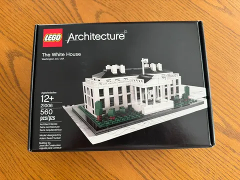 LEGO 21006: Architecture The White House NISB, RARE, RETIRED IN 2016