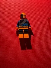 Lego Deathstroke Minifgure 2015 (looks new)