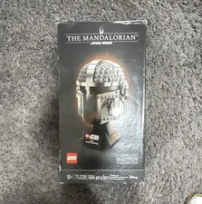 LEGO Star Wars The Mandalorian Helmet Collection 75328 Set, 584 pcs, 18+