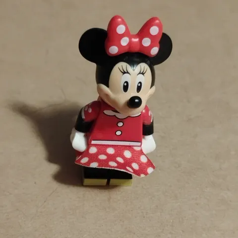 LEGO Disney Main Street USA Exclusive Minnie Mouse  Minifigure Set 43302