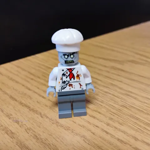 Lego ZOMBIE CHEF Minifigure Halloween Monster Fighters 10228 Excellent 