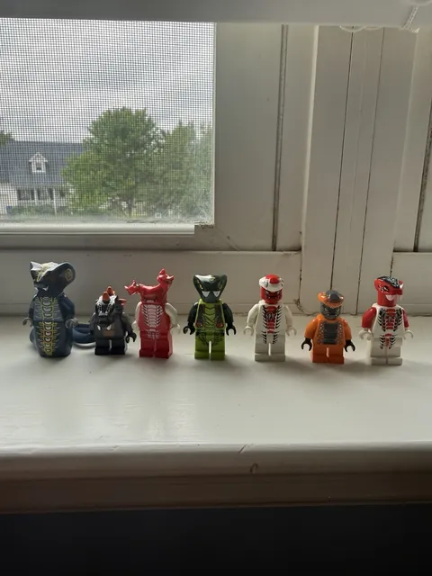 LEGO Ninjago Rise of the Snakes Minifigures Lot 7pcs Rattla Warrior Snake