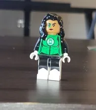 LEGO Minifigure Green Lantern Jessica Cruz - Female w/ Long Black Hair, Age 6+