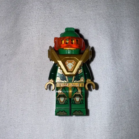 LEGO Nexo Knights Aaron Fox green minifigures 72005