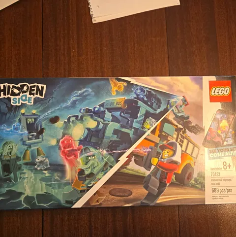 LEGO Hidden Side Paranormal Intercept Bus 3000 70423 689pc App-Controlled 8+
