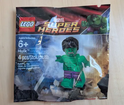 New in Sealed Polybag - LEGO Marvel Hulk Minifig (5000022)