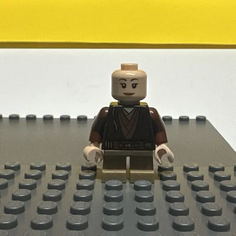 LEGO Star Wars Female Padawan sw0517 Young Jedi Rare From 2013 VGC
