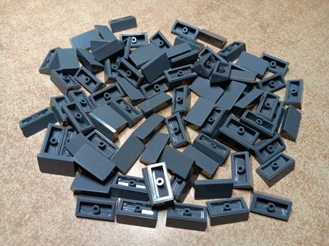LEGO BULK LOT OF 100 DARK BLUISH GRAY SLOPE 30 DEGREE  1 X 2 X 2/3 #85984