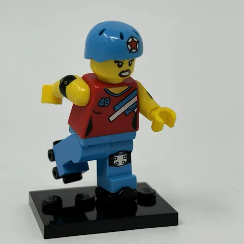 Lego Roller Derby Girl Minifigure Collectible Series 9 CMF Complete w/ Skates