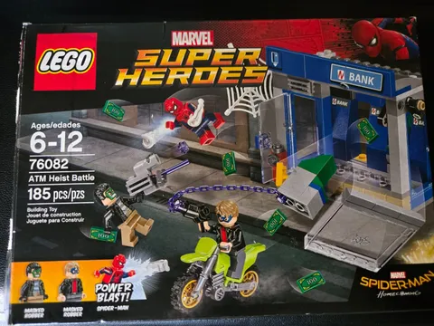 LEGO Marvel Super Heroes ATM Heist Battle 76082