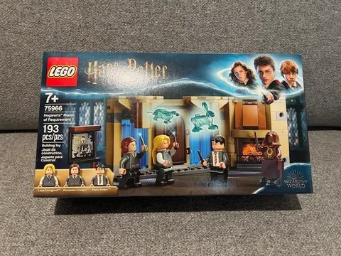 LEGO HARRY POTTER -- HOGWARTS ROOM OF REQUIREMENT SET 75966 NEW