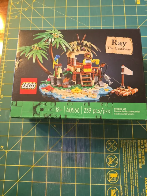 LEGO Ideas: Ray the Castaway (40566)
