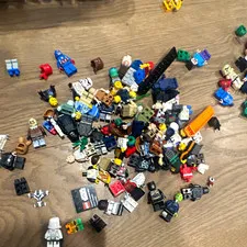 Lego mini fig lot includes 2014 Vader, Cole RX ninjago exclusive 200+ figs