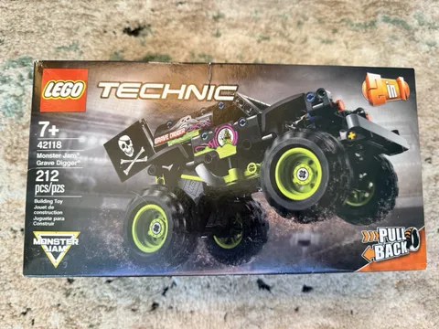 RETIRED  LEGO TECHNIC: Monster Jam Grave Digger (42118) BRAND NEW (SEALED)