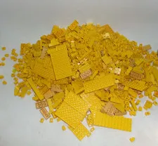 LEGO Bulk Lot Yellow Bricks 2 lb 14 oz – Mixed Pieces w/ Tan & Light Yellow