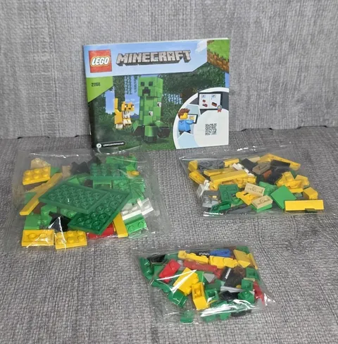 Lego Minecraft 21156 BigFig Creeper and Ocelot 100% Complete w/Manual Retired
