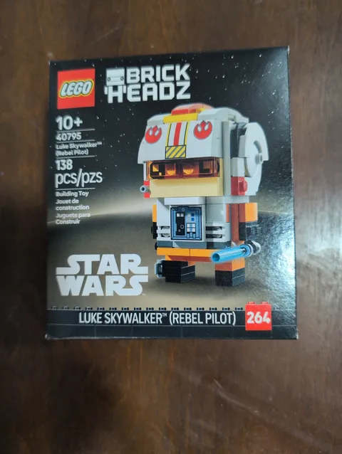 LEGO Brickheadz  LUKE SKYWALKER REBEL PILOT  Star Wars Jedi 40795 264 Sealed New