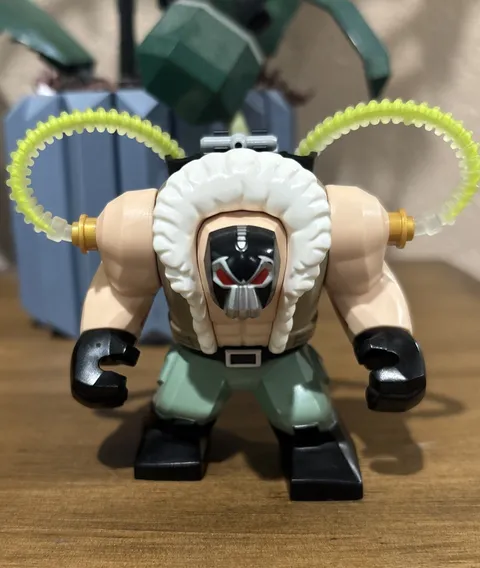 LEGO Bane Minifigure Big Fig- 70914 DC Batman Movie - Toxic Truck Attack