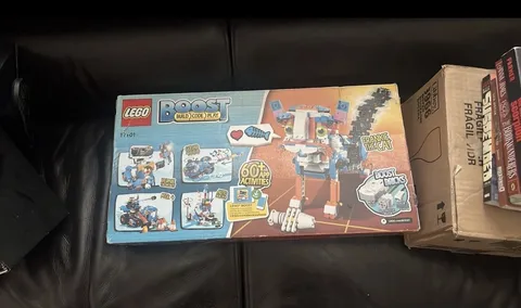 LEGO Boost 17101 Creative Toolbox 847pc Electronic Complete Set Box