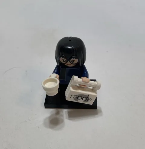 Lego Disney Collectible Minifigure 71024 Series 2 Edna Mode