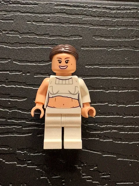 LEGO Star Wars Episode 2 Padme Amidala Minifigure (75021) sw0490