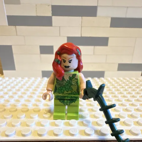 LEGO Minifigure poison ivy 2012
