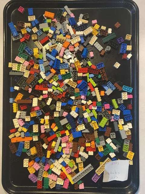 Lego 2 X Blocks (Lot 2.03) – Random Selection of Sizes and Colors