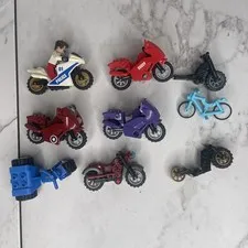Lot Of 5 Random Lego Motorcycles and More B9-271