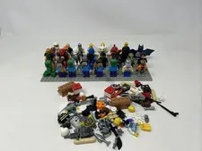 LEGO Minifigure Lot of 20+ Miscellaneous Figures & Accessories