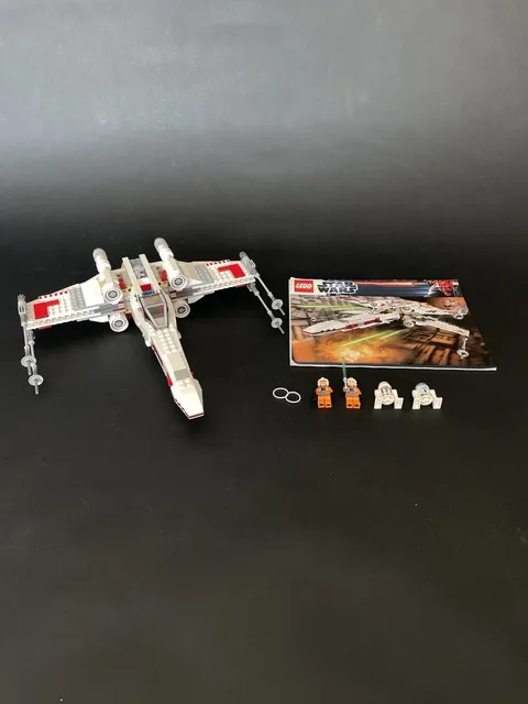 LEGO Star Wars: X-Wing Starfighter (9493)