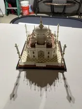LEGO ARCHITECTURE: Taj Mahal (21056)