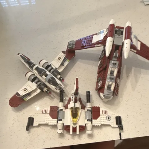 LEGO Star Wars Lot Republic Gunship V-19 Torrent Jedi Starfighter READ