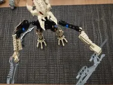 LEGO BIONICLE Vorox Figure  8983 Loose, Incomplete