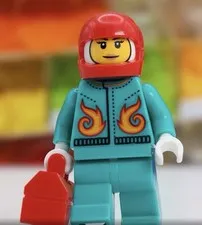 LEGO April 2026 Build A Minifigure - Stunt Racer **NEW**