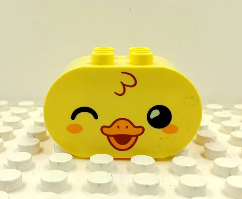 Lego Duplo Printed Brick 2x2 2" Oval Baby Duck Winking lt. yellow