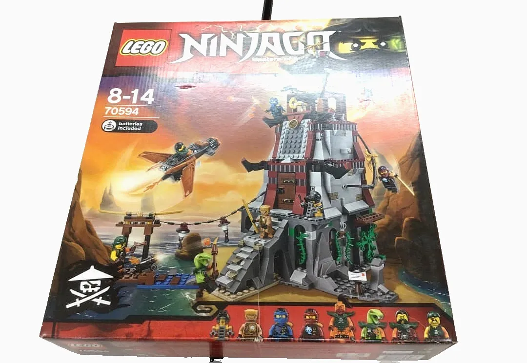LEGO 70594 The Lighthouse Siege Ninjago Skybound 2016 New Sealed