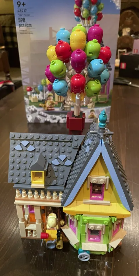 LEGO Disney: "Up" House (43217) - 100% Complete