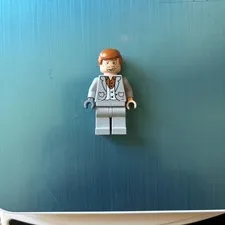 Lego Harry Potter Minifigure Wormtail Peter Pettigrew Light Gray Suit 4766!