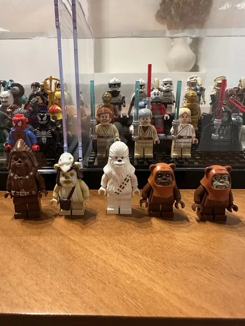 LEGO Star Wars Wookie and Ewok Lot of 5