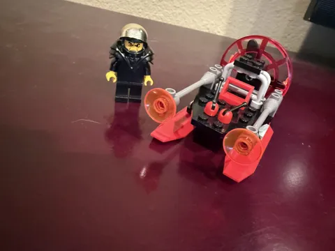 LEGO ALPHA TEAM Ogel Command Striker 6771 with alp008