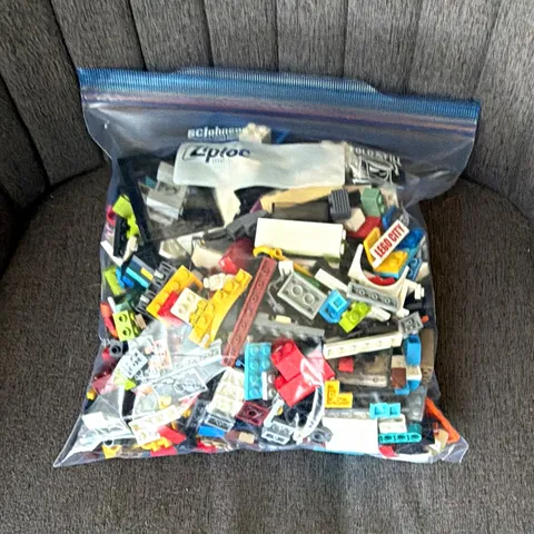 LEGO 2 Pound Bulk Mixed Bricks, Small to Medium Sized